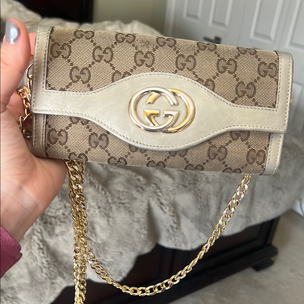 Gucci WOC